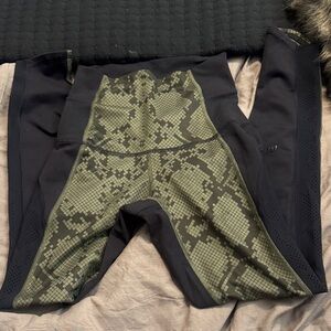 Lululemon Athletica Black and Green Snake Patterned Leggings